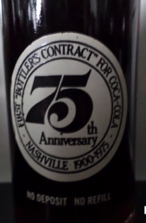 1975- € 15,00 coca cola 10 oz flesje 75th anniversary Nashville